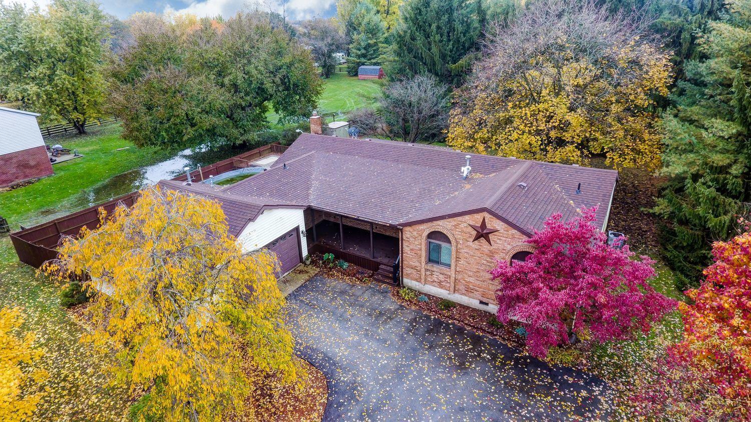 2255 Ballentine Pike Springfield, OH 45502 - Photo 3 of 57