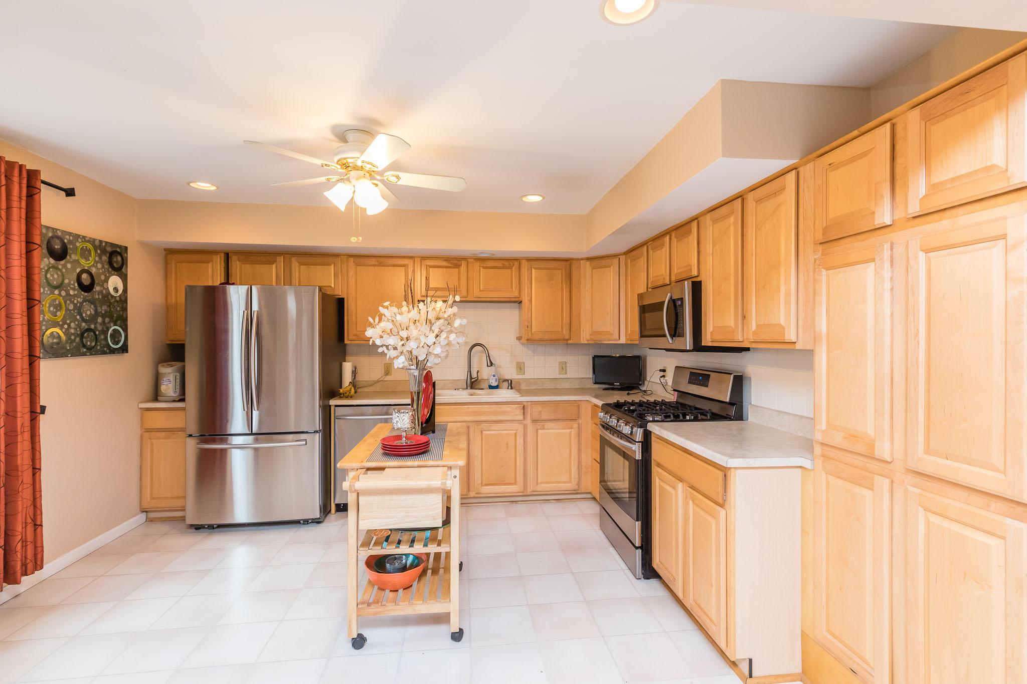 1766 Ardleigh Road, Unit 1766 Columbus, OH 43221 - Photo 5 of 23