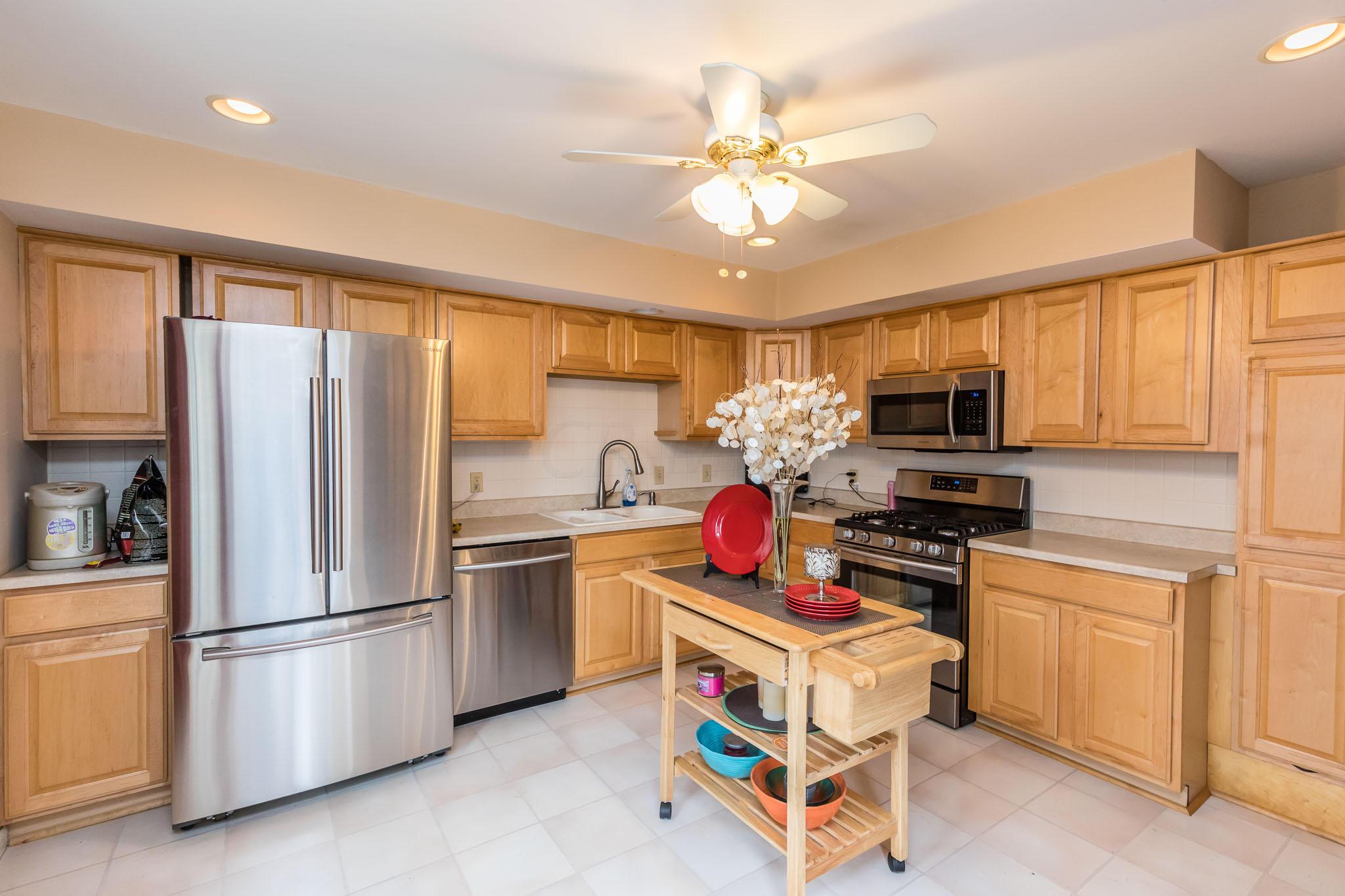 1766 Ardleigh Road, Unit 1766 Columbus, OH 43221 - Photo 6 of 23
