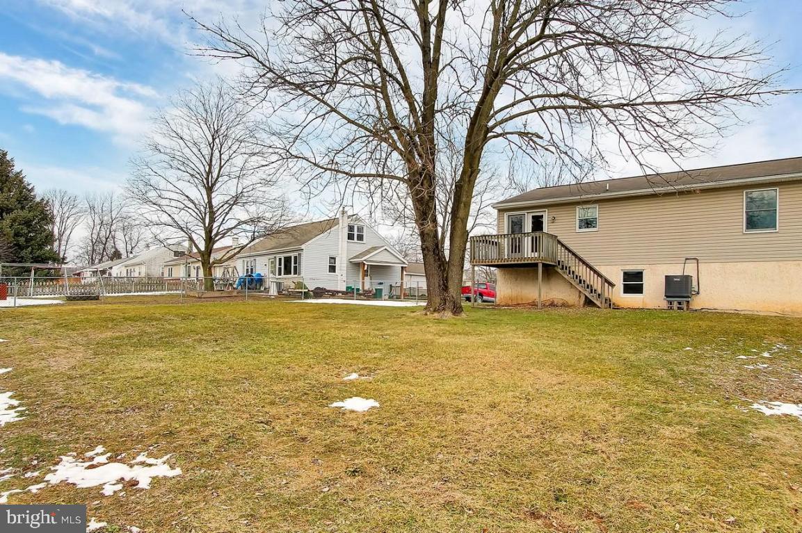 31 Sager Road Elizabethtown, PA 17022 - Photo 3 of 25