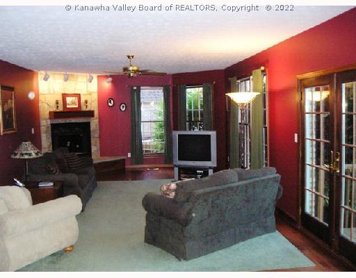 209 Crown Drive Ripley, WV 25271 - Photo 6 of 8 Den/Family/Great Room.