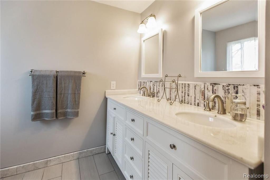 2269 Norton Road Rochester Hills, MI 48307 - Photo 22 of 31