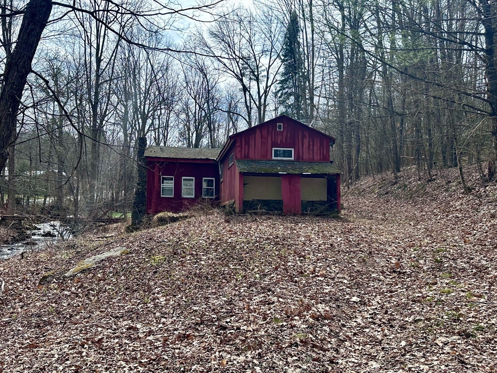 7 Dudleyville Road Leverett, MA 01054 - Photo 5 of 14 Gallery Image 5
