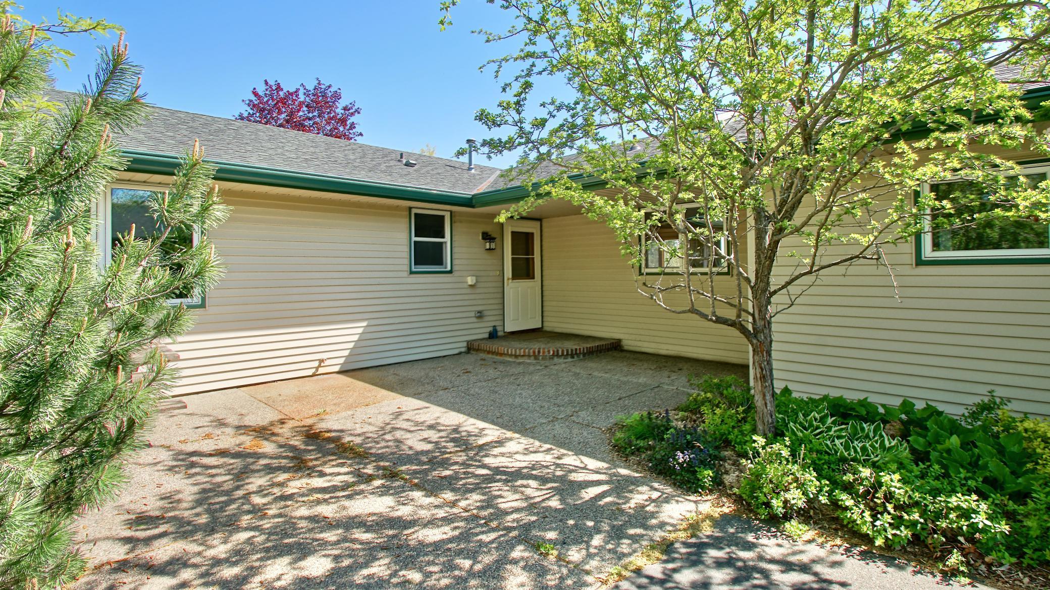 237 Butternut Avenue Red Wing, MN 55066 - Photo 6 of 73
