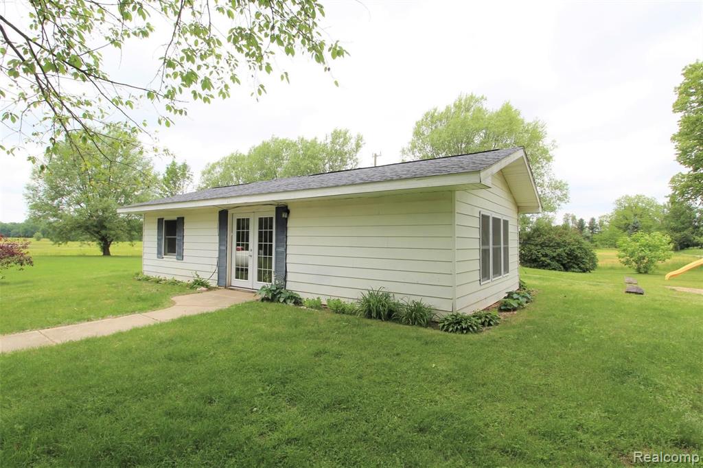 9834 Edward Road Fostoria, MI 48435 - Photo 25 of 46