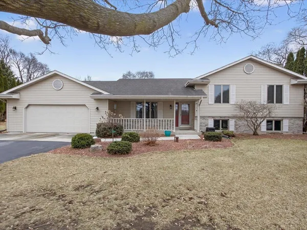 $510,900 | 2338 East Pine Tree Court, Milton, WI 53563
