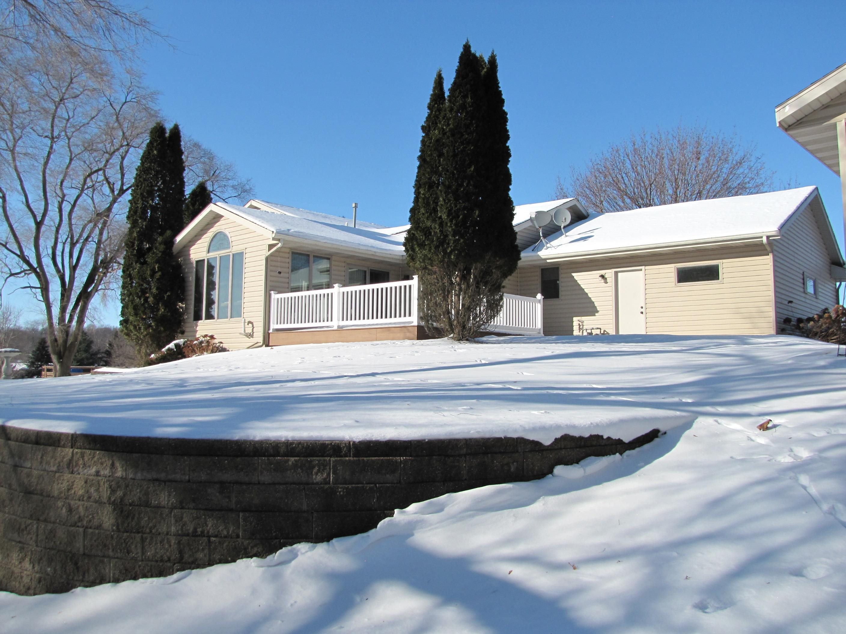 2338 East Pine Tree Court Milton, WI 53563 - Photo 7 of 67