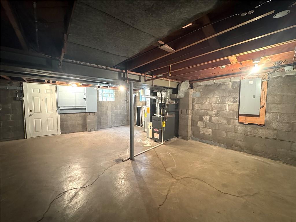 1243 Universal Road Pittsburgh, PA 15235 - Photo 17 of 25