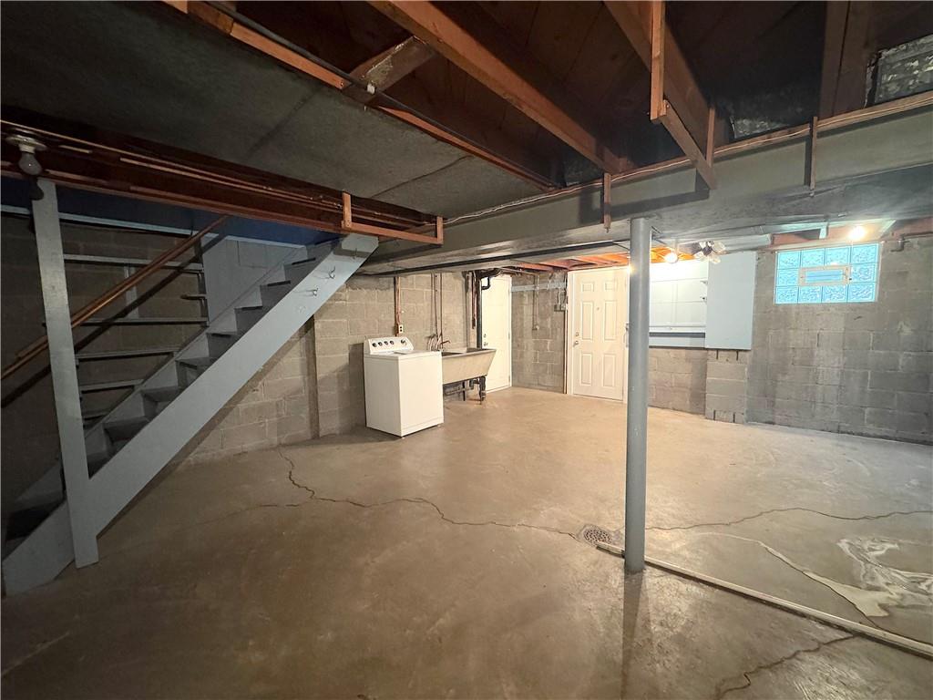 1243 Universal Road Pittsburgh, PA 15235 - Photo 18 of 25