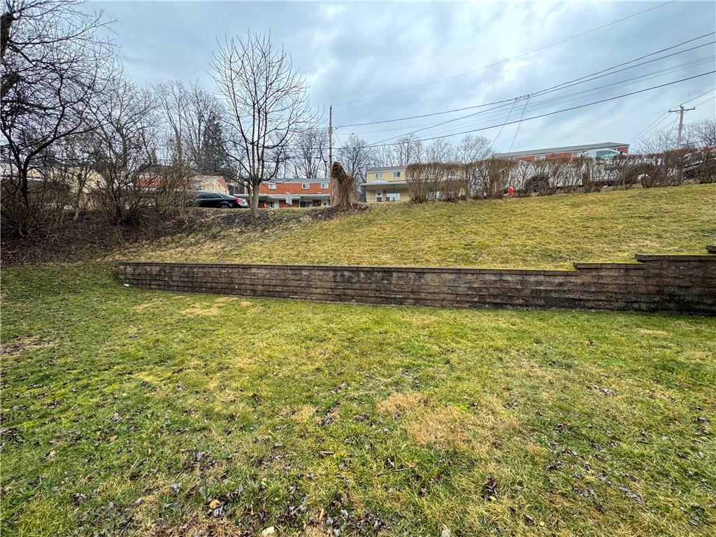 1243 Universal Road Pittsburgh, PA 15235 - Photo 19 of 25