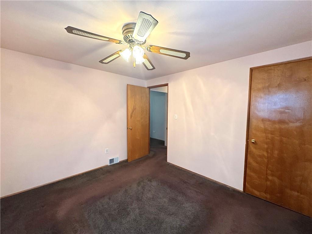 1243 Universal Road Pittsburgh, PA 15235 - Photo 10 of 25
