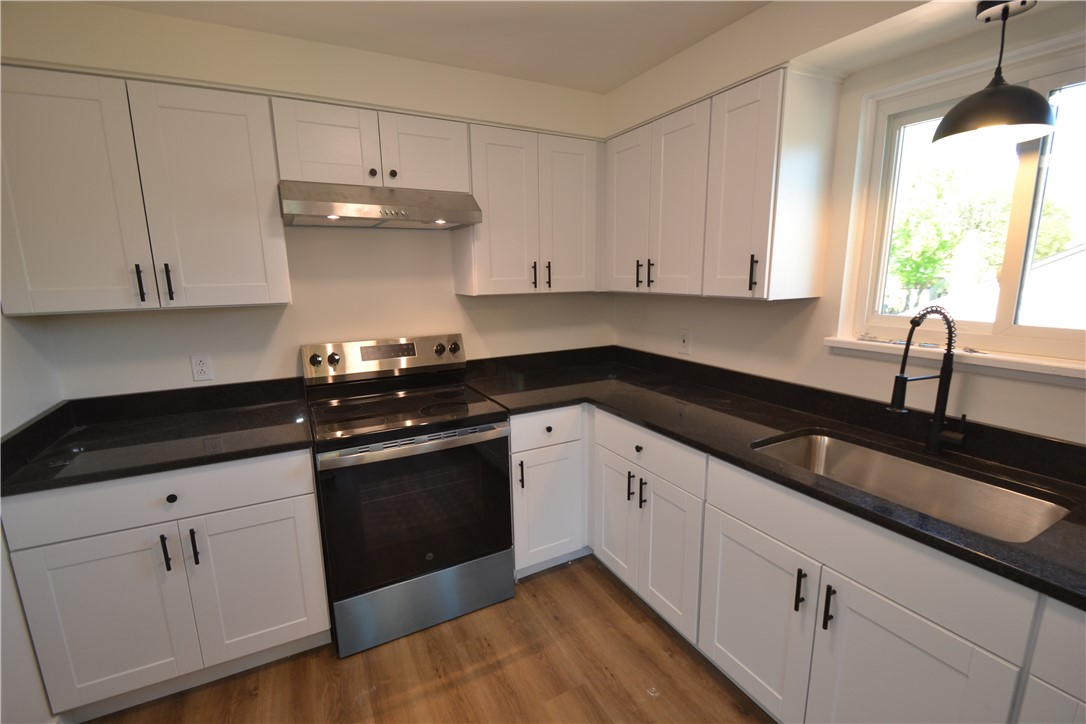 405 Garfield Avenue East Rochester, NY 14445 - Photo 3 of 14