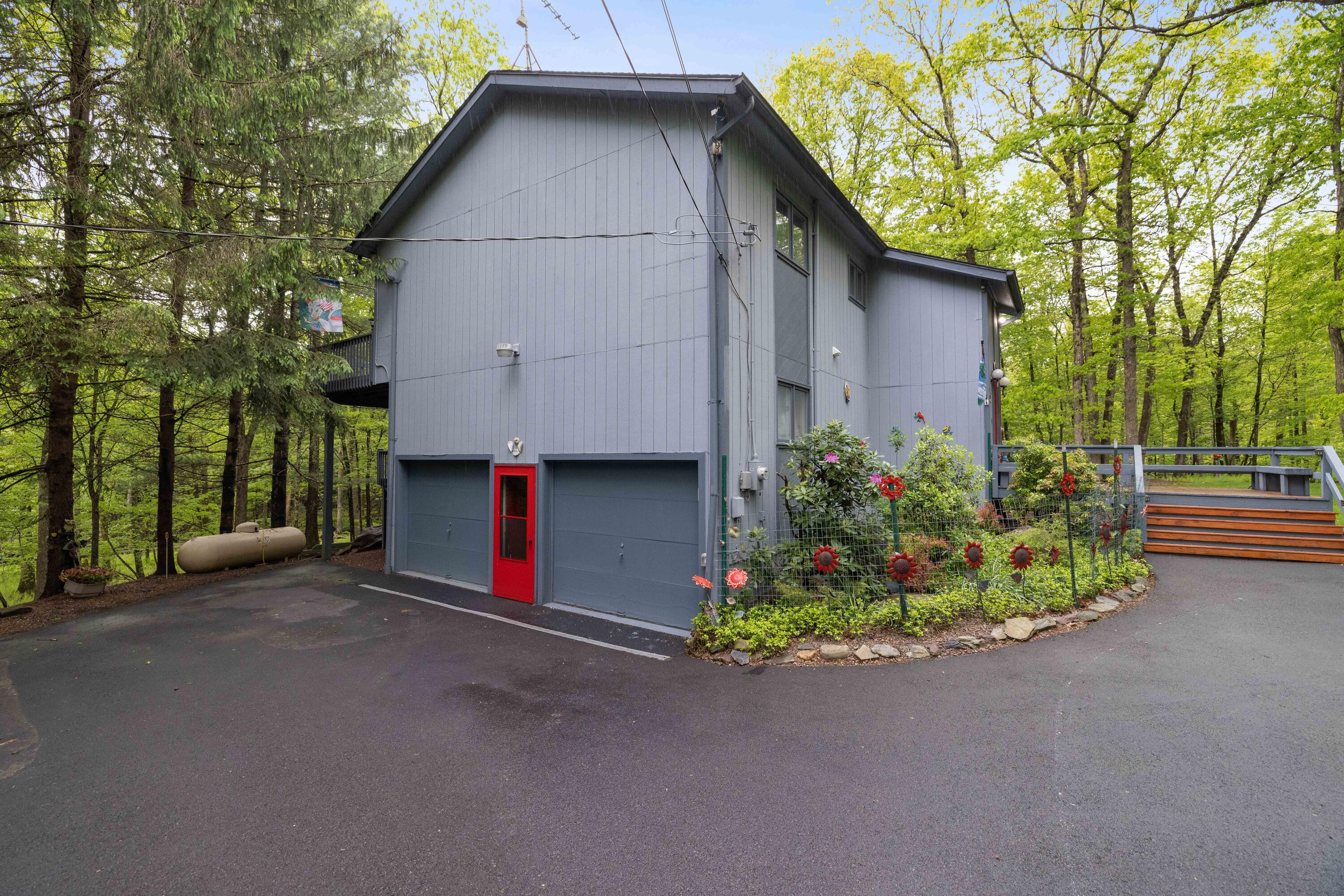 151 Forest Drive Canadensis, PA 18325 - Photo 37 of 48 RBR52687