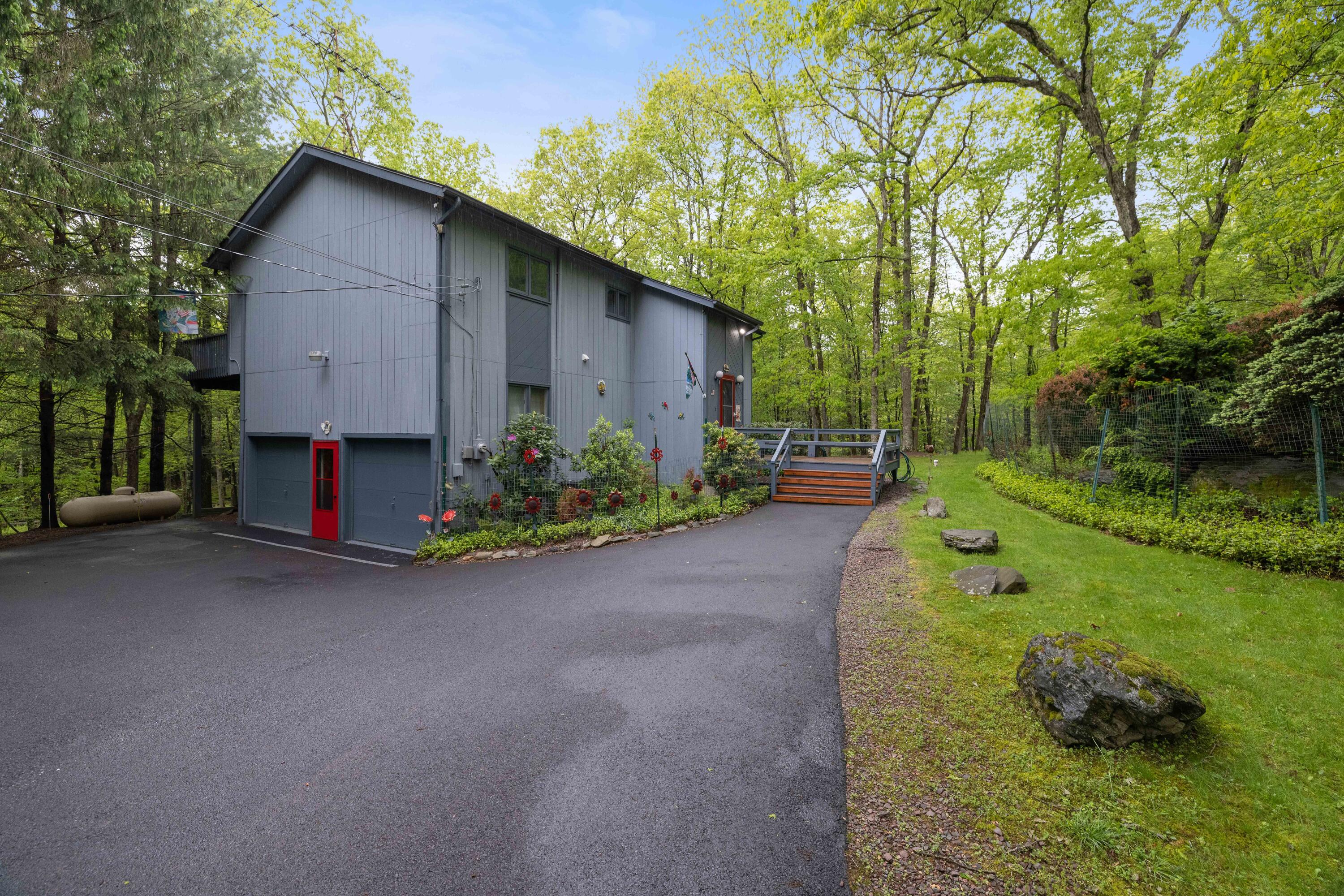 151 Forest Drive Canadensis, PA 18325 - Photo 38 of 48 RBR52688