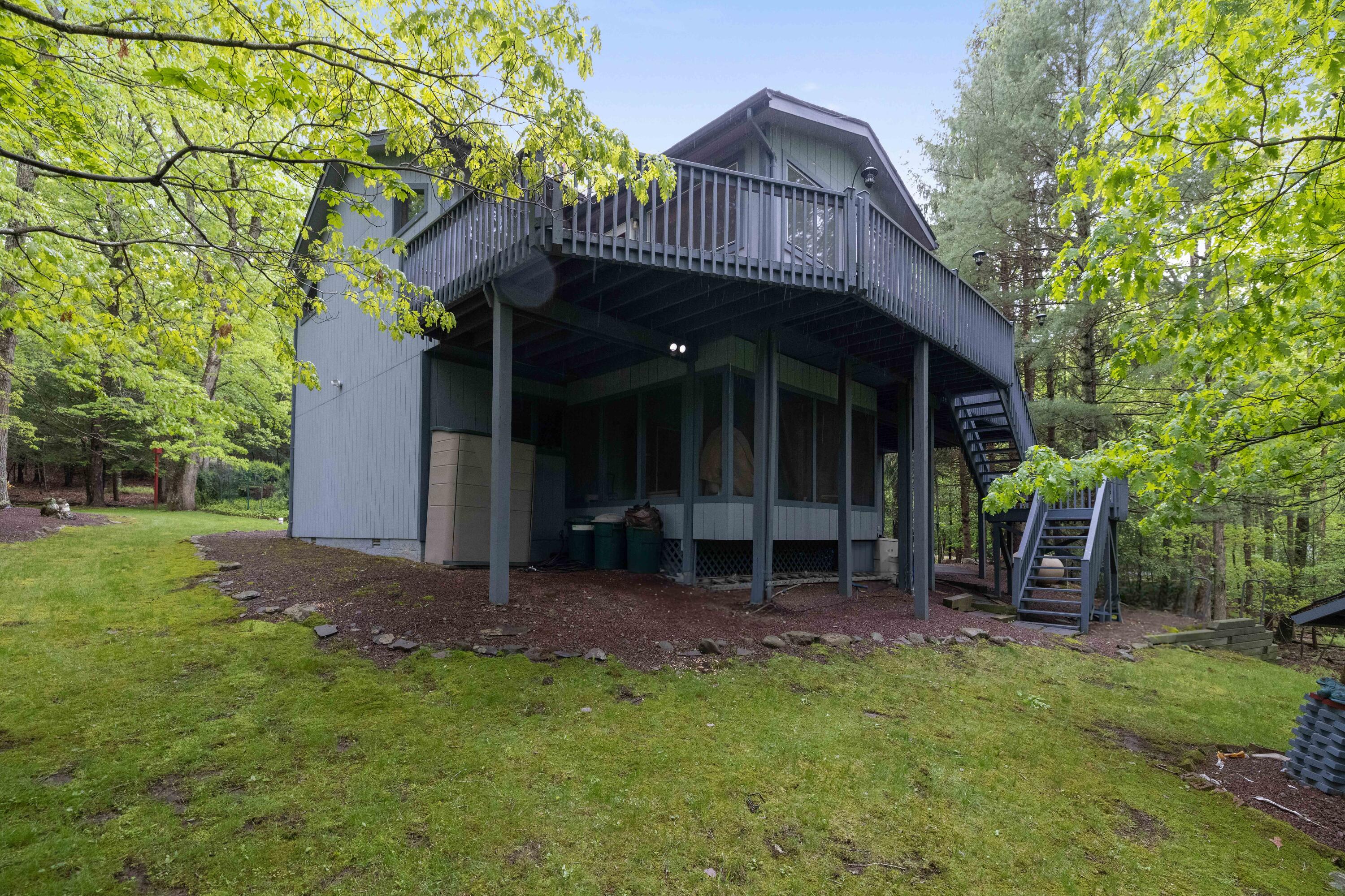 151 Forest Drive Canadensis, PA 18325 - Photo 4 of 48 RBR52693