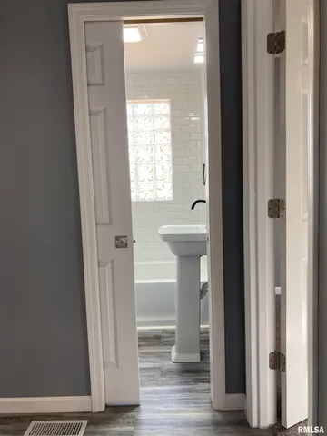 $109,900 | 111 West Jefferson Street, Auburn, IL 62615