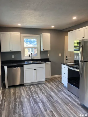 $109,900 | 111 West Jefferson Street, Auburn, IL 62615