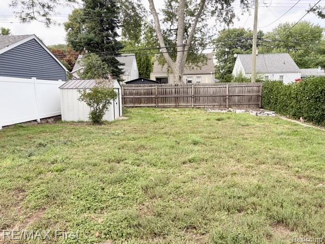 317 East Webster Road Royal Oak, MI 48073 - Photo 14 of 17 unnamed (2).jpg