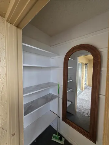 a view of livingroom with furniture