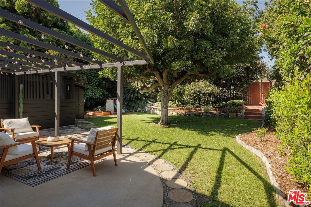 3510 Ferncroft Road Los Angeles, CA 90039 - Photo 25 of 32