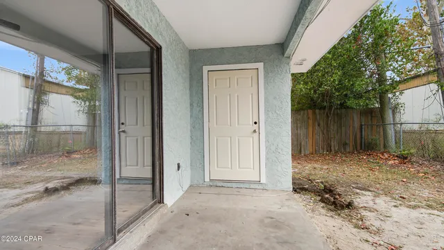 $1,400 | 5113 East 10th Street, Unit A, Panama City, FL 32404
