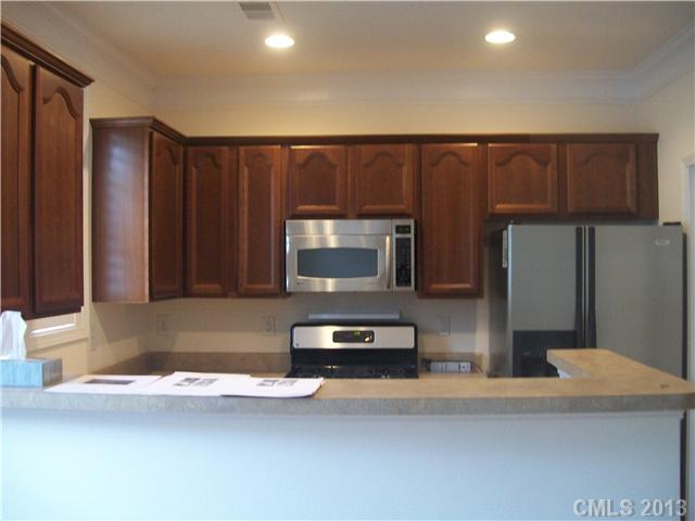 185 Singleton Road, Unit 185 Mooresville, NC 28117 - Photo 4 of 13 Gallery Image 4