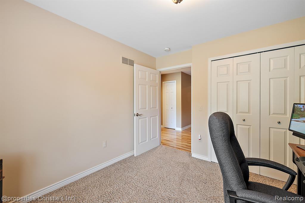 3654 McComb Drive Rochester Hills, MI 48307 - Photo 44 of 49