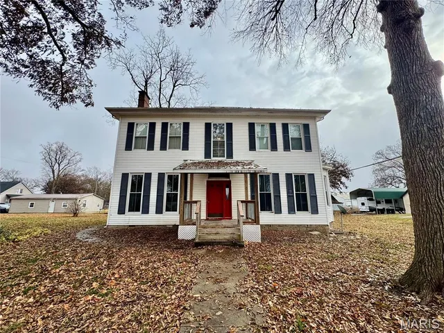 $775 | 209 North Humboldt Street, Unit 2, Marine, IL 62061