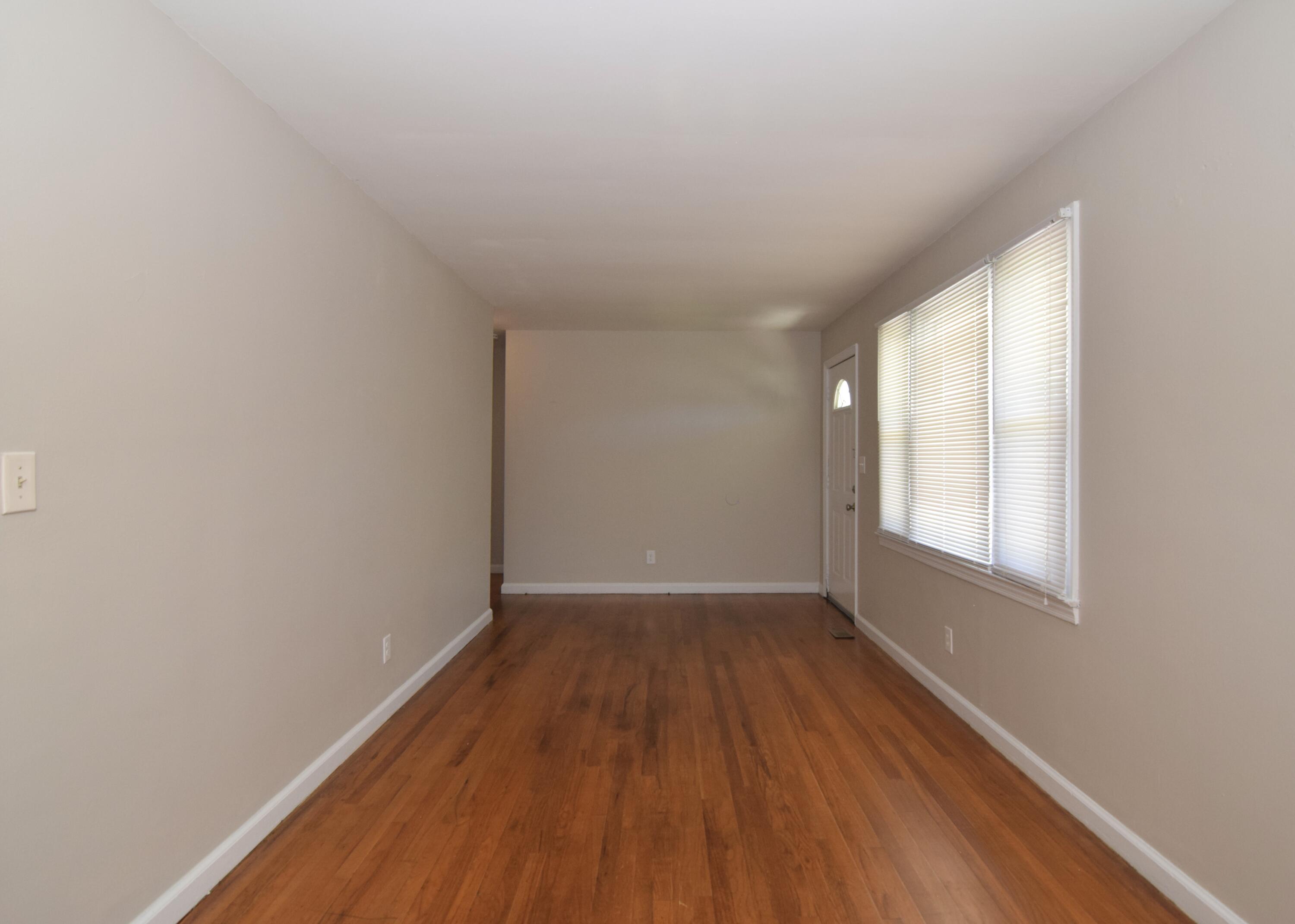 1938 Roys Lane Augusta, GA 30906 - Photo 5 of 26 DSC_0016