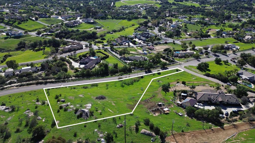 30638 Pauma Heights Road Valley Center, CA 92082 - Photo 4 of 9