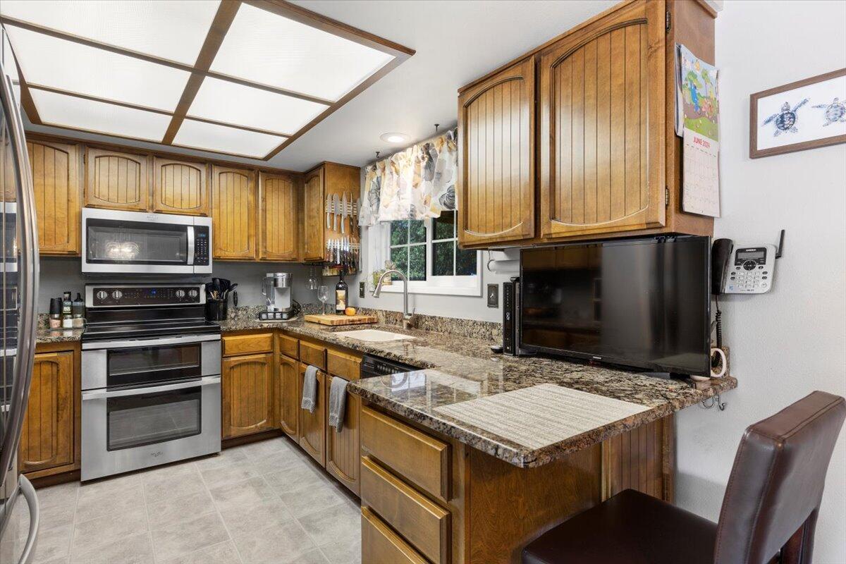 661 Prairie Court Central Point, OR 97502 - Photo 11 of 32 13-D9A3820