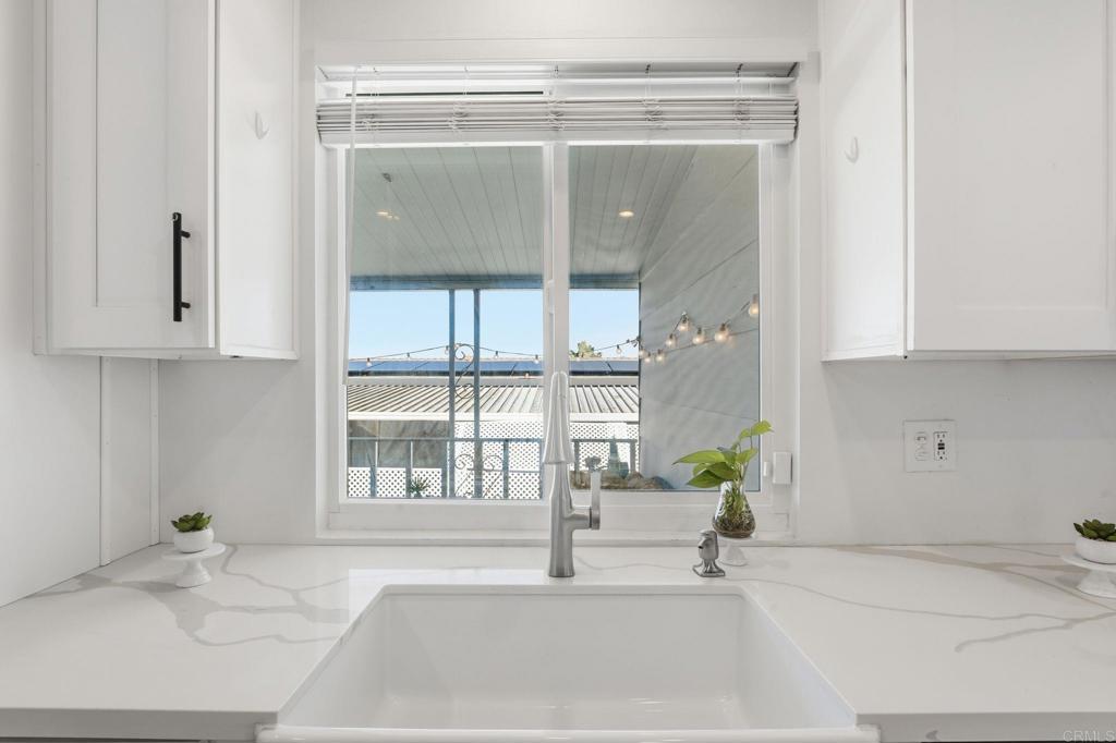 1195 La Moree Road, Unit 98 San Marcos, CA 92078 - Photo 6 of 28 a bathroom with a bathtub and a shower