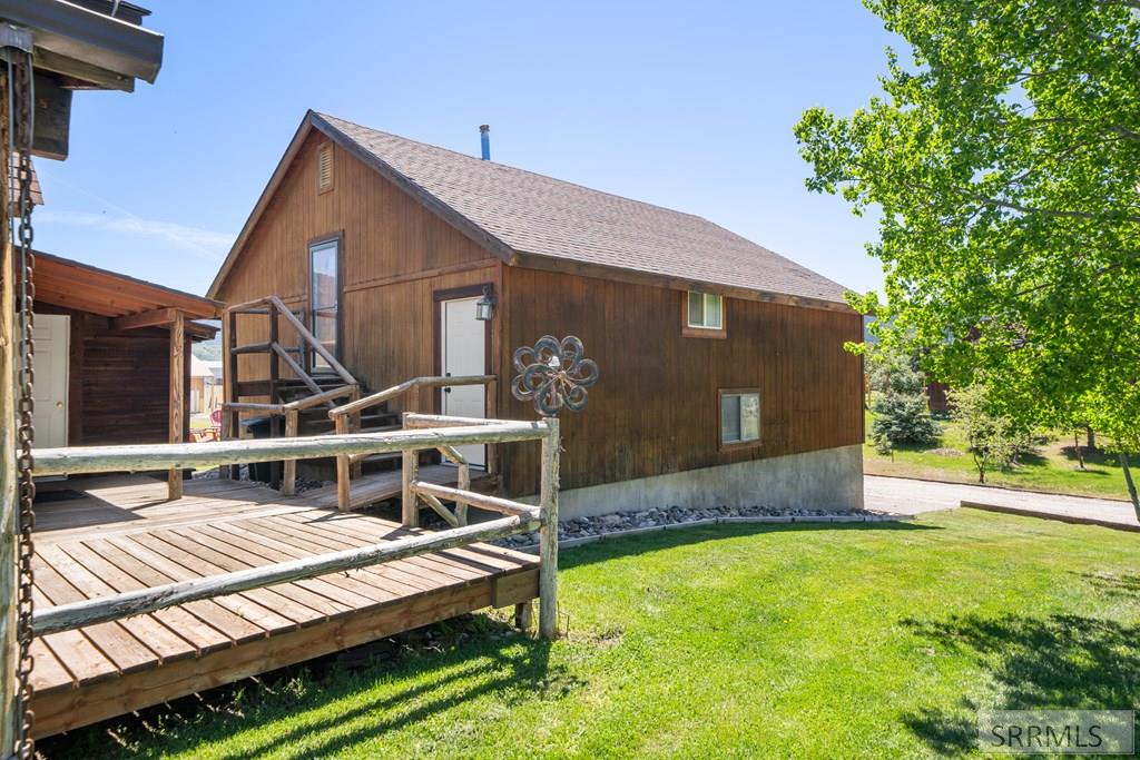 102 Valley Drive Irwin, ID 83428 - Photo 21 of 34 Detached 2 car garage and guest house