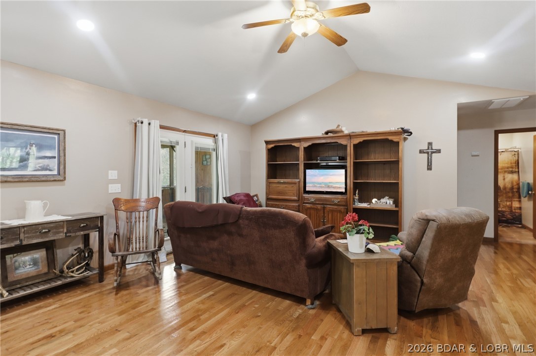 160 Salt Ground Road Macks Creek, MO 65786 - Photo 18 of 36