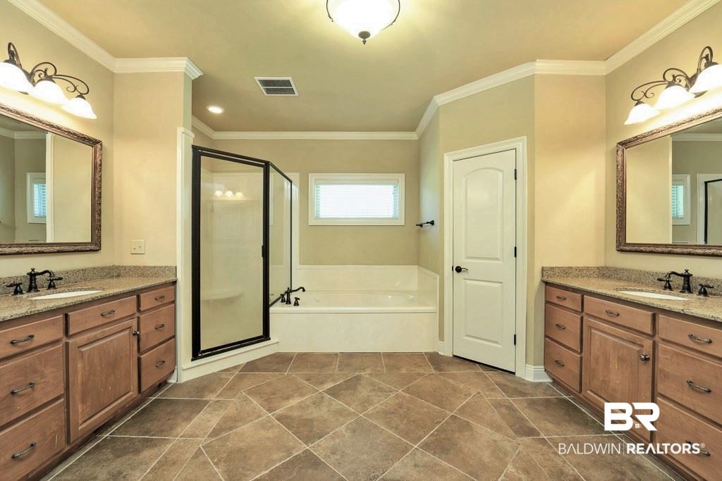 133 Sandy Shoal Loop Fairhope, AL 36532 - Photo 15 of 30 Master Bth tub & Separate