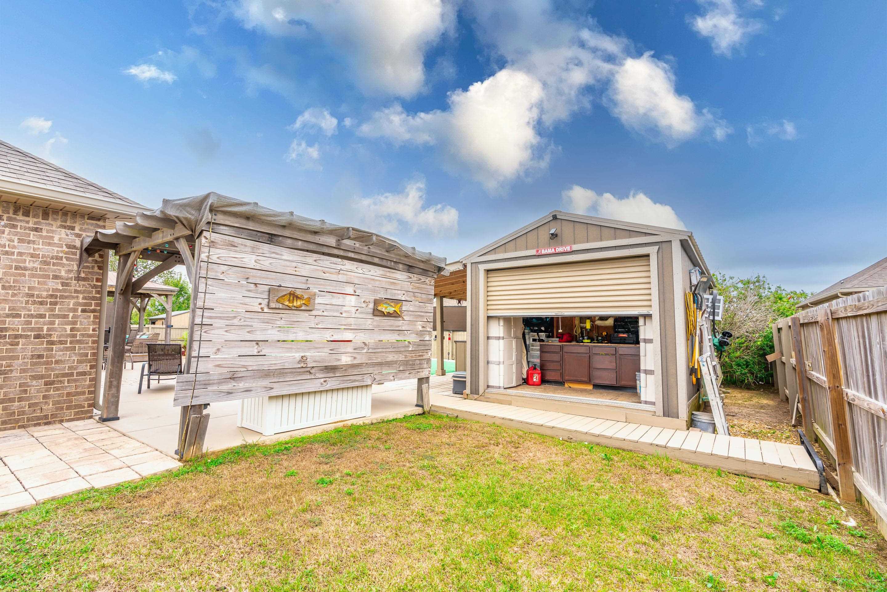 2082 Bourbon Street Foley, AL 36535 - Photo 39 of 51 Yard