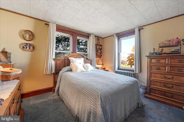 $300,000 | 437 Jefferson Street, Reading, PA 19605