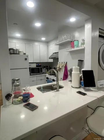 $680,000 | 137-08 31st Road, Unit 6E | Flushing