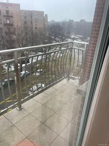 $680,000 | 137-08 31st Road, Unit 6E | Flushing