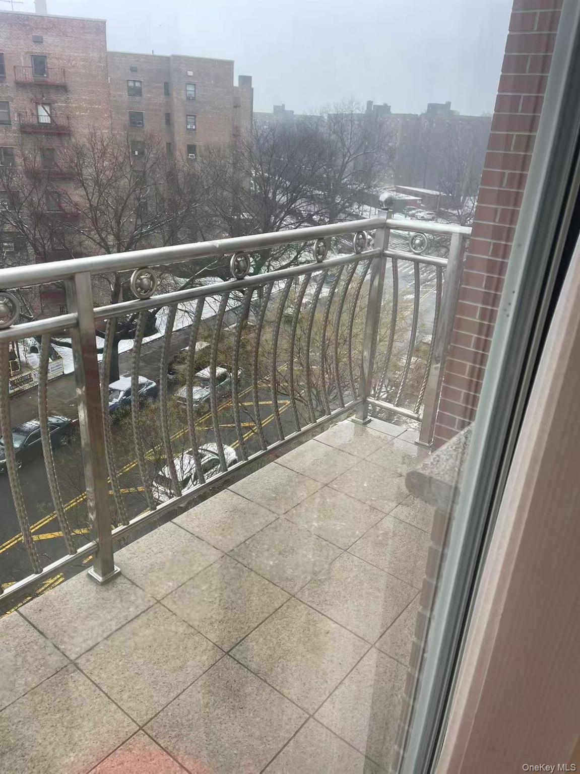 137-08 31st Road, Unit 6E Queens, NY 11354 - Photo 7 of 9