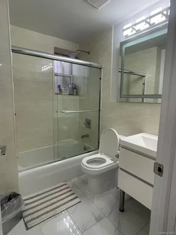 $680,000 | 137-08 31st Road, Unit 6E | Flushing