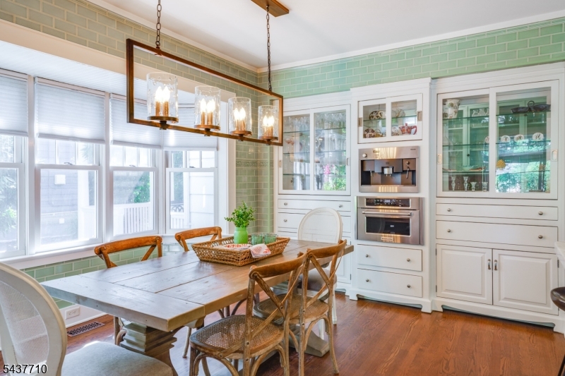 416 Walton Road Maplewood, NJ 07040 - Photo 4 of 49