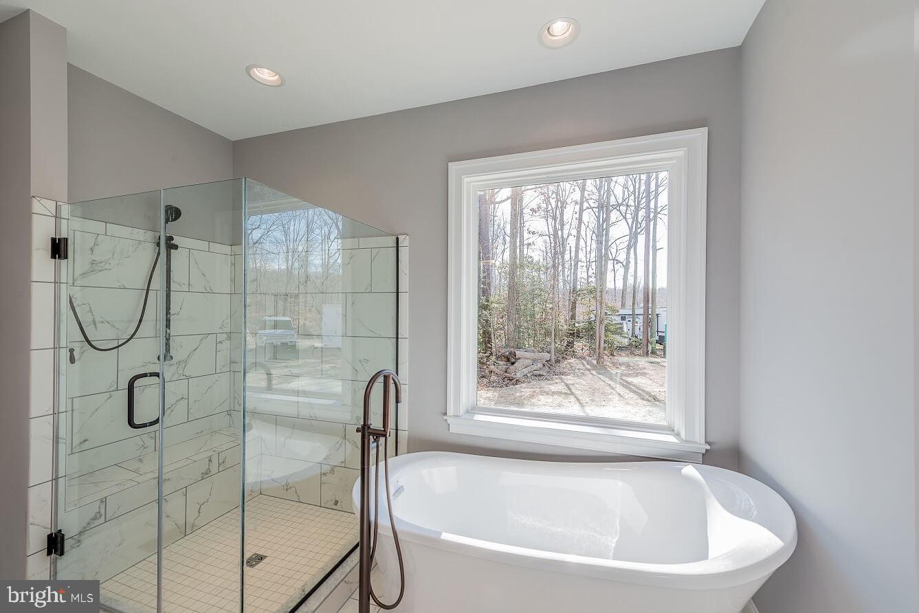 4625 Hardesty Road Huntingtown, MD 20639 - Photo 9 of 12 Master Bath