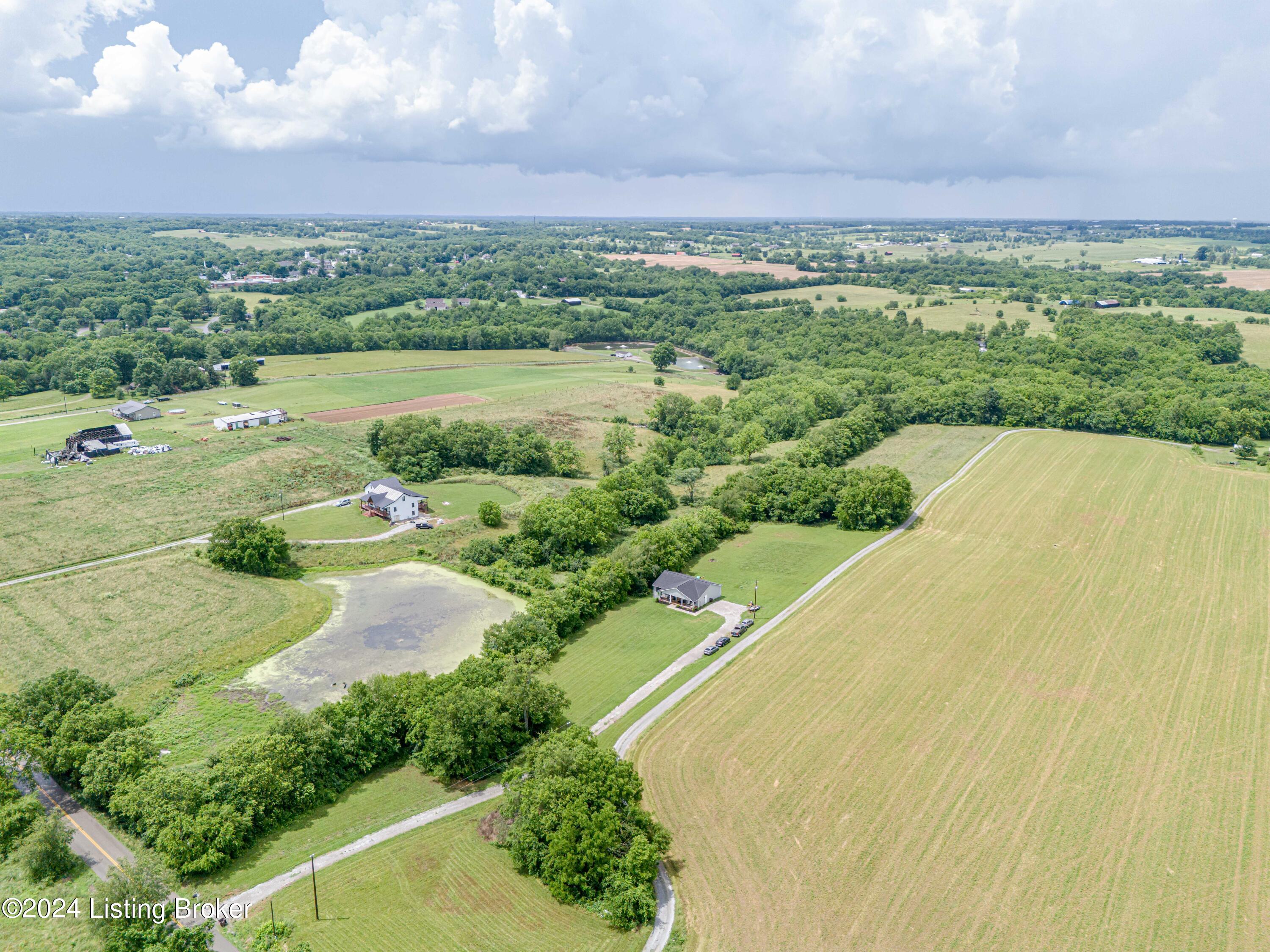 1152 South Property Road Eminence, KY 40019 - Photo 46 of 55 DJI_20240604144628_0015_D