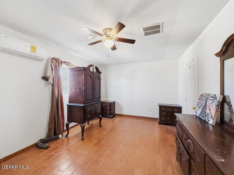 445 Suzi Way Socorro, TX 79927 - Photo 29 of 35