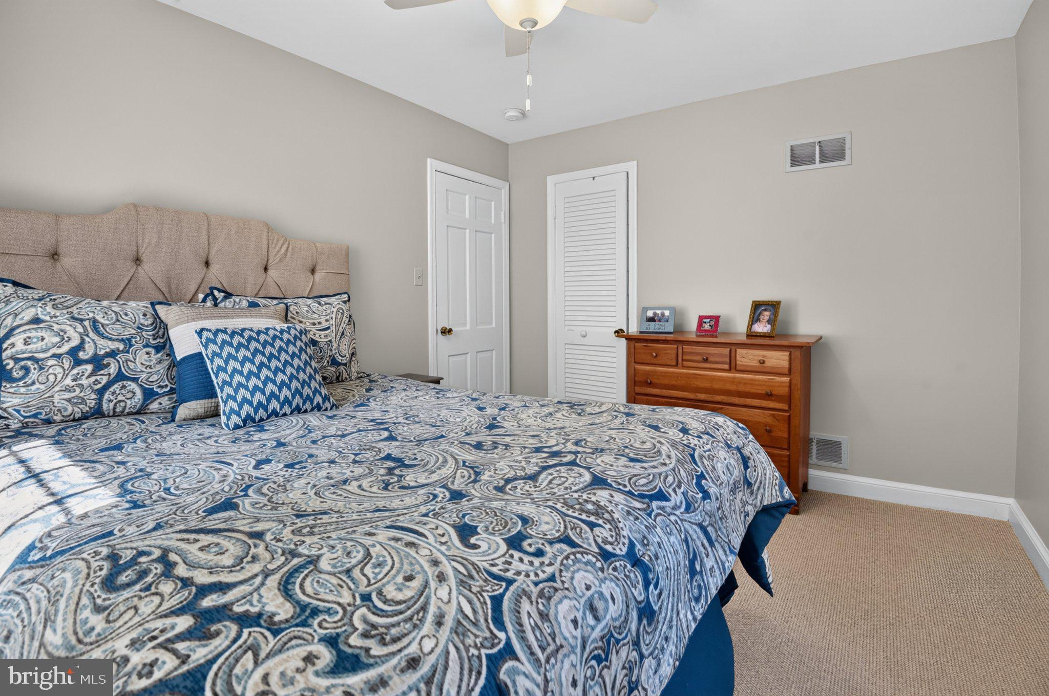 5305 Ridgefield Road Bethesda, MD 20816 - Photo 27 of 43 2nd Bedroom