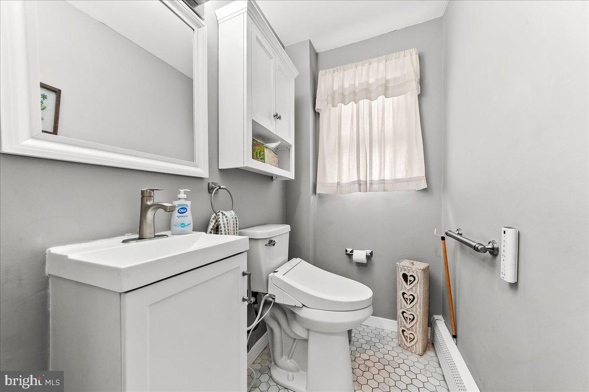 13 McCormick Avenue Ridley Park, PA 19078 - Photo 31 of 41 Powder Room