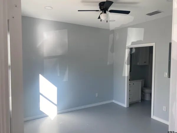 $1,500 | 19213 Hillside Drive, Tyler, TX 75703