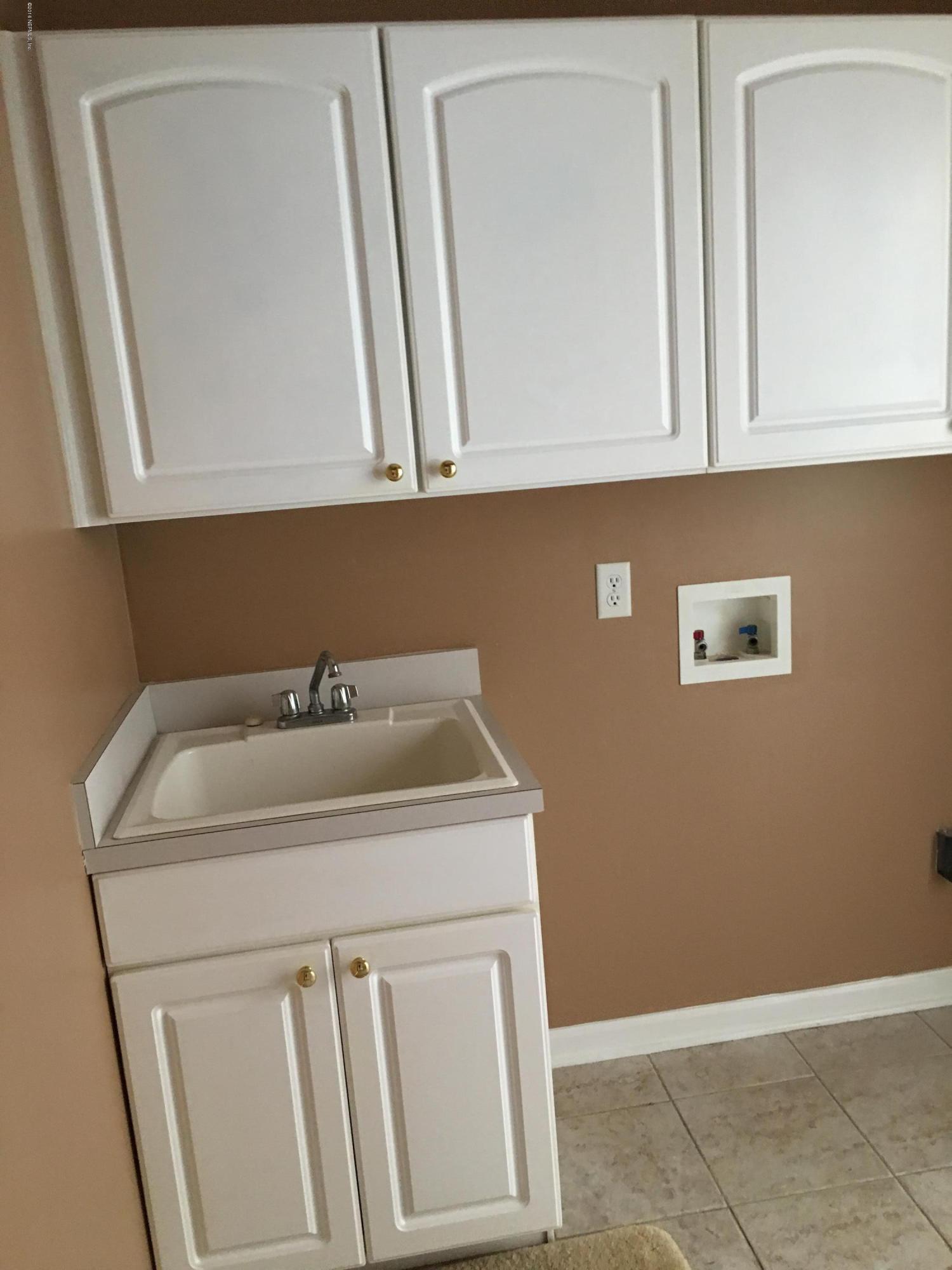 55242 Deer Run Road Callahan, FL 32011 - Photo 28 of 29 Utility Room
