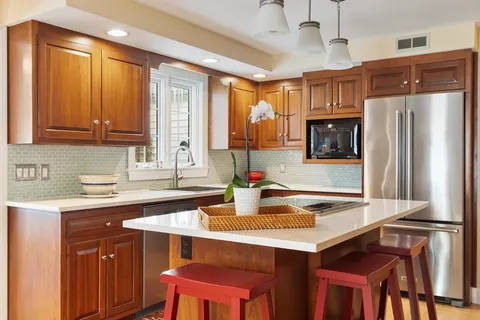 $615,000 | 68 Center Street, Ashburnham, MA 01430